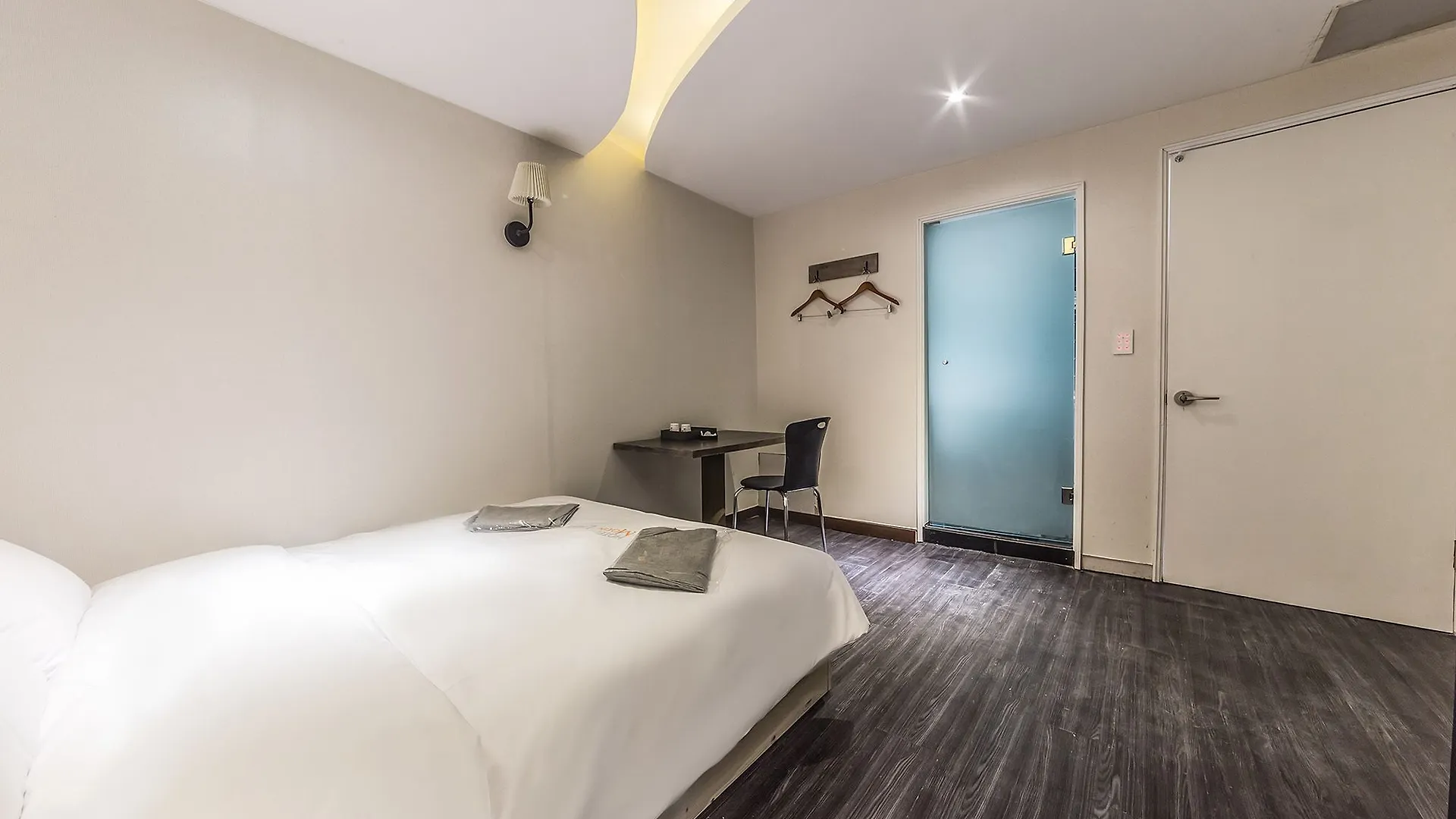 **  Moonlight Hotel Incheon South Korea